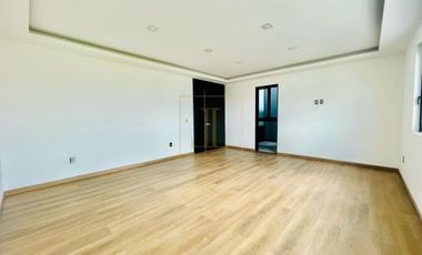 Casa en Venta El Bajío Habitat. ROOFTOP Increíble