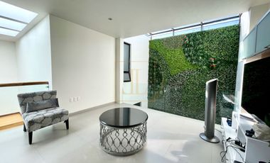 Casa en Venta Zona Valle Real · Los Olivos
