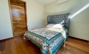 Casa en Venta Zona Valle Real · Los Olivos