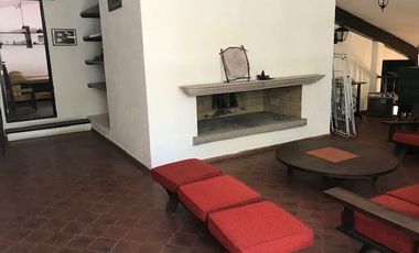 Bosques de Cuauhyocan, casa en terreno de 3800 m2