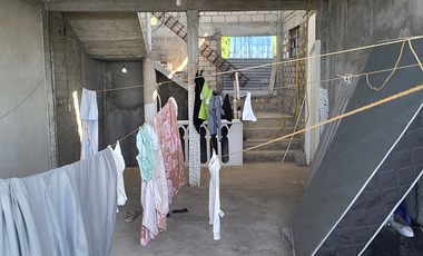 Casa de dos niveles ubicada en la colonia Jardín Palmas con vista al Océano Pacífico y la laguna de Pie de La Cuesta