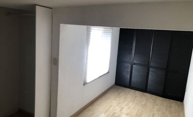 Departamento en calle cerrada en 1er piso