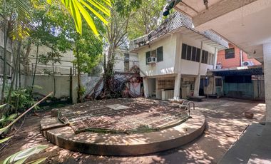 House and Lot In Bel Air II Makati - Priced at LOT VALUE!