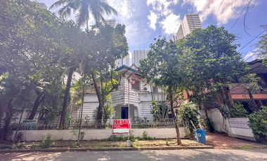 House and Lot In Bel Air II Makati - Priced at LOT VALUE!