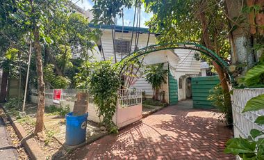 House and Lot In Bel Air II Makati - Priced at LOT VALUE!