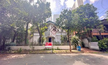 House and Lot In Bel Air II Makati - Priced at LOT VALUE!