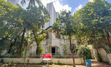 House and Lot In Bel Air II Makati - Priced at LOT VALUE!