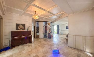 House and Lot In Bel Air II Makati - Priced at LOT VALUE!