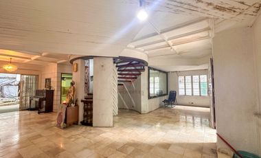 House and Lot In Bel Air II Makati - Priced at LOT VALUE!