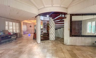 House and Lot In Bel Air II Makati - Priced at LOT VALUE!
