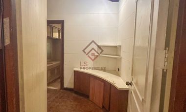 House and Lot In Bel Air II Makati - Priced at LOT VALUE!