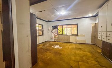 House and Lot In Bel Air II Makati - Priced at LOT VALUE!