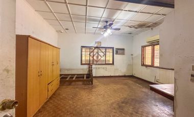 House and Lot In Bel Air II Makati - Priced at LOT VALUE!