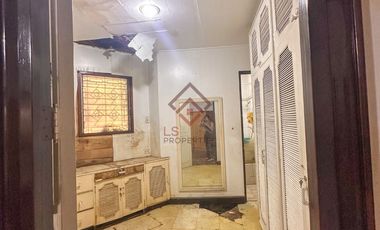 House and Lot In Bel Air II Makati - Priced at LOT VALUE!