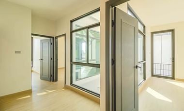 Newly built single house, modern minimalist style, 3 bedrooms, Tha Wang Tan area, spacious area, modern design, near Chiang Mai city, near Big C, near