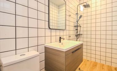 Newly built single house, modern minimalist style, 3 bedrooms, Tha Wang Tan area, spacious area, modern design, near Chiang Mai city, near Big C, near