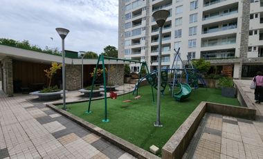 Se vende departamento amoblado en condominio Los Álamos sector Isla Teja, Valdivia