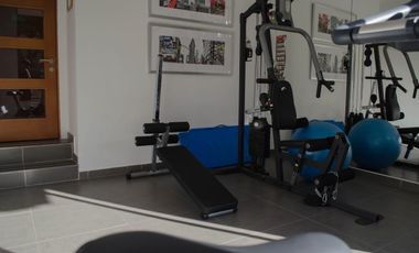 vendo depto amoblado de un dormitorio con estacionamiento y bodega