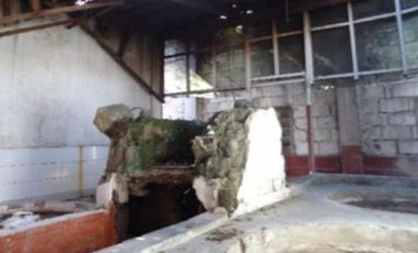 PROPERTY FOR SALE in E. Taleon Street, Brgy. Santisima, Sta. Cruz, Laguna