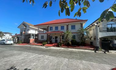 BIG HOUSE AVAILABLE FOR RENT