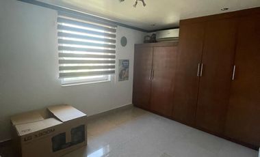 BIG HOUSE AVAILABLE FOR RENT