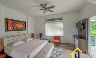 SE VENDE LUJOSA CASA CAMPESTRE CERCA A MANIZALES