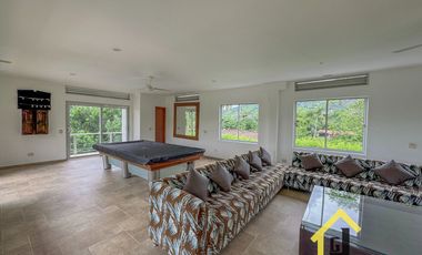 SE VENDE LUJOSA CASA CAMPESTRE CERCA A MANIZALES