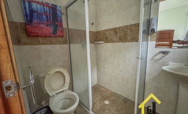 SE VENDE LUJOSA CASA CAMPESTRE CERCA A MANIZALES