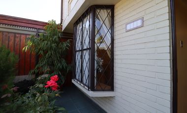 CASA EN VENTA MAIPÚ SEGUNDA TRANSVERSAL / LOS LIBERTADORES