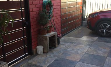 ¡oportunidad! amplia casa a solo pasos del metro