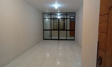 HERMOSA  CASA  EN VENTA DE 1 PISO   - URB. SANTA MARÍA DEL PINAR -  - PIURA
