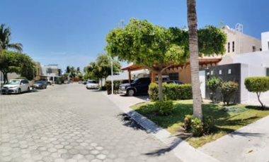 REMATO CASA EN MANZANILLO COLIMA PUERTA DE HIERRO SOLEARES