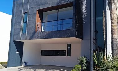 OPORTUNIDAD INCREIBLE RESIDENCIA DE LUJO