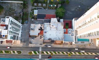 Exclusivo Terreno Frente al Mar de 1,700m² en el Icónico Malecón de Mazatlán