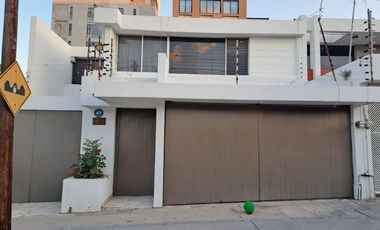 CASA EN VENTA JARDINES DEL MORAL LEON GUANAJUATO