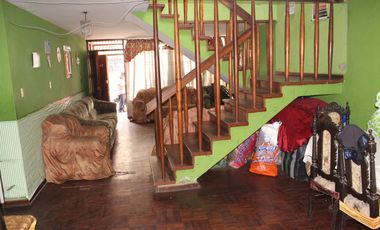 Se vende Casa como terreno en San Juan de Miraflores