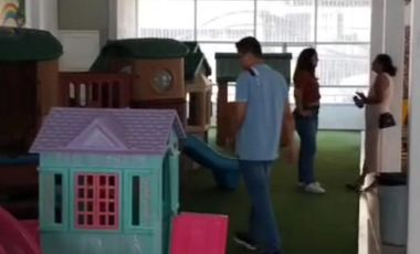 LOCAL Garzota Comercial con piscina. Centro médico, local de eventos infantiles, guardería