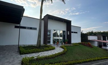 CASA CAMPESTRE EN VENTA POR EL LEMBO SANTA ROSA DE CABAL