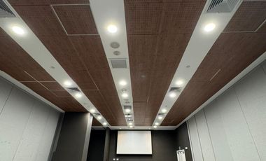 Oficina Implementada de 309 m² en El Derby, Santiago de Surco.