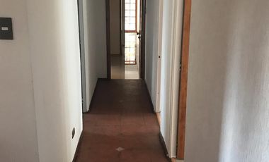 Gran parcela de 5000 m2, 2500 habilitados 200m2 const, 2500 para habilitar.