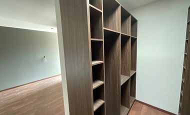 Se vende Lotf Una recamara dos niveles de construcción cerca zona de hospitales y corporativos