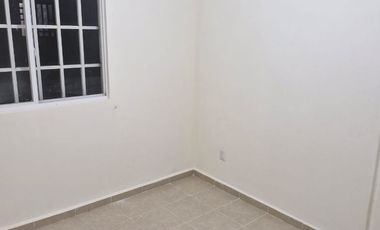 CASA EN HEROES DE LEÓN, AL SUR DE LA CIUDAD