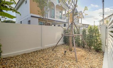 Newly built single house, modern minimalist style, 3 bedrooms, Tha Wang Tan area, spacious area, modern design, near Chiang Mai city, near Big C, near