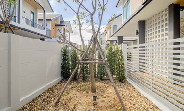 Newly built single house, modern minimalist style, 3 bedrooms, Tha Wang Tan area, spacious area, modern design, near Chiang Mai city, near Big C, near