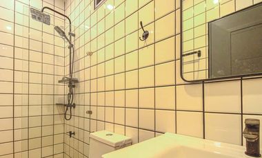 Newly built single house, modern minimalist style, 3 bedrooms, Tha Wang Tan area, spacious area, modern design, near Chiang Mai city, near Big C, near
