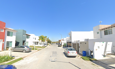 Venta de Casa En Remate Bancario Col. Valle Real, Tamaulipas.
