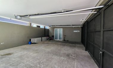 VENTA CASA DE UNA SAOLA PLANTA EN VILLAS DEL MESON CON CUARTO DE SERVICIO