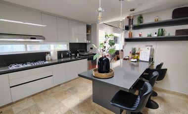 VENTA CASA DE UNA SAOLA PLANTA EN VILLAS DEL MESON CON CUARTO DE SERVICIO