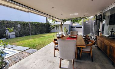 VENTA CASA DE UNA SAOLA PLANTA EN VILLAS DEL MESON CON CUARTO DE SERVICIO
