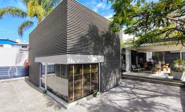 VENTA CASA DE UNA SAOLA PLANTA EN VILLAS DEL MESON CON CUARTO DE SERVICIO